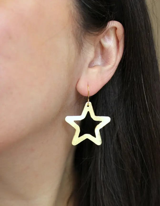 Etched Star Earring in Gold